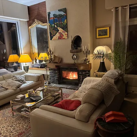 Le Relais St Trop - 2 Delon Et Romy Bressolles (Allier)