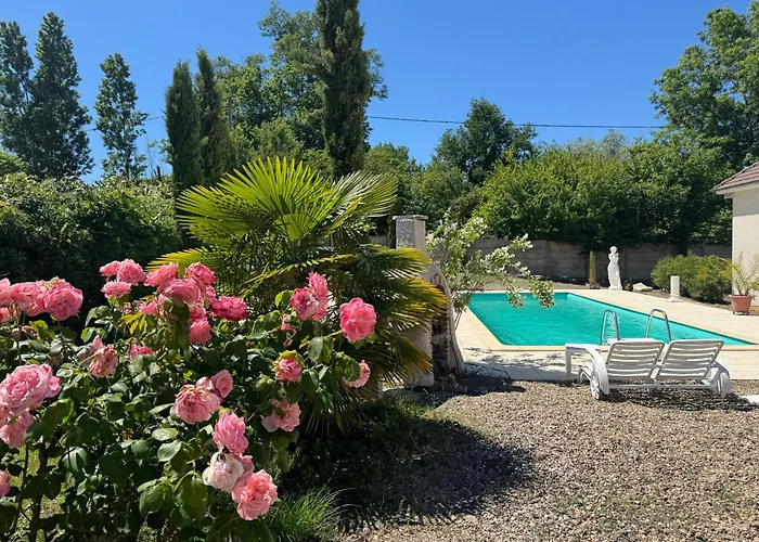 Le Relais St Trop - 2 Delon Et Romy Bressolles (Allier)