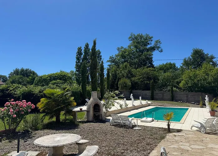 Le Relais St Trop - 2 Delon Et Romy